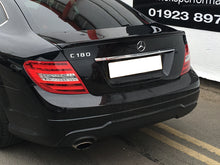 Laden Sie das Bild in den Galerie-Viewer, W204 C-Klasse Coupe Kofferraumdeckel Spoiler AMG C63 Style Gloss Black