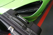 Laden Sie das Bild in den Galerie-Viewer, McLaren Koffer Frontkoffer Roadster Taschenset 570 600 720 Coupe Spyder