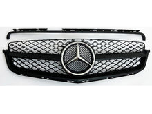 Laden Sie das Bild in den Galerie-Viewer, Mercedes C-Klasse W204 C63 Kühlergrill mattschwarz mit separater oberer Rahmenleiste