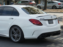 Laden Sie das Bild in den Galerie-Viewer, AMG C63 Facelift Diffuser &amp; Exhaust Tailpipes Package W205 S205 Night Package Black OR Chrome