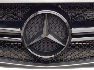 Glänzend schwarzes Mercedes-Stern-Emblem