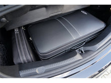 Carica l&#39;immagine nel visualizzatore di Gallery, Mercedes E Class Cabriolet Roadster bag set A238 6PC