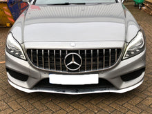 Carica l&#39;immagine nel visualizzatore di Gallery, Mercedes CLS C218 Panamericana GT GTS Panamericana Grille Black with Chrome bars From 2014