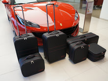 Laden Sie das Bild in den Galerie-Viewer, Ferrari Portofino Gepäck Gepäcktaschen Set für Kofferraum Roadster Tasche