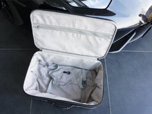 Carregar imagem no visualizador da galeria, Lamborghini Huracan Luggage Set