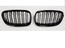 Carregar imagem no visualizador da galeria, BMW F20 F21 1 Series Kidney Grilles Gloss Black M2 Style