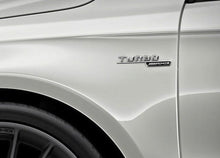 Laden Sie das Bild in den Galerie-Viewer, Turbo AMG Emblem für Kotflügel Chrom-Finish - Set mit 2 Stück