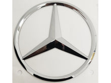 Laden Sie das Bild in den Galerie-Viewer, Mercedes Benz Chrom-Stern-Emblem 85 mm – einfache Montage durch vormontiertes Klebeband – VERKAUFT ALS 1 STÜCK