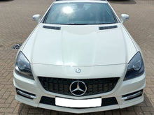 Load image into Gallery viewer, Mercedes SLK R172 Panamericana Grille Gloss Black
