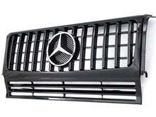 Laden Sie das Bild in den Galerie-Viewer, Mercedes G Wagen W463 AMG Panamericana GT GTS Style Motorhaubengitter glänzend schwarz