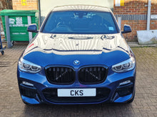 Carica l&#39;immagine nel visualizzatore di Gallery, BMW G02 X4 Kidney Grilles Gloss Black New Twin Bar Design - Models from 2018